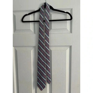 Men’s Brooks Brothers Navy and Red Striped Tie